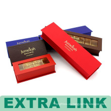Dubai Varios colores de la hoja del logotipo magnético sellado caja de regalo de chocolate con separadores de tarjeta de oro